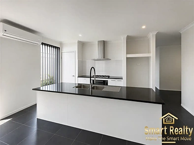 7 Lustre Road, Eglinton, WA 6034, 4房, 2浴, House