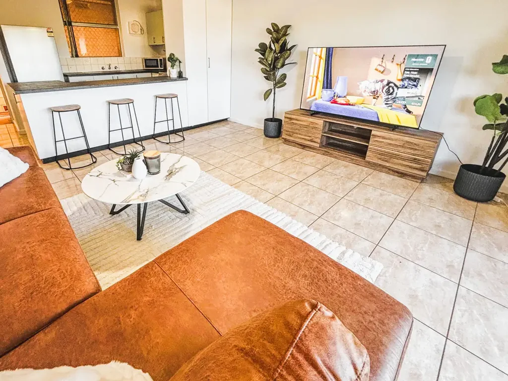 South Hedland 3 Bedroom Fully Furnished & Renovated 3x1 - New 12-Month Lease at $1,050 Per Week!