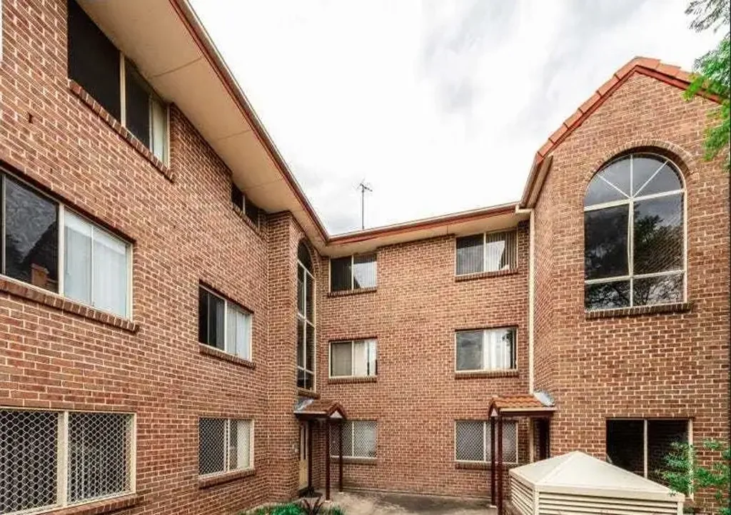 Two Bedroom Apartment in Convenient Location
