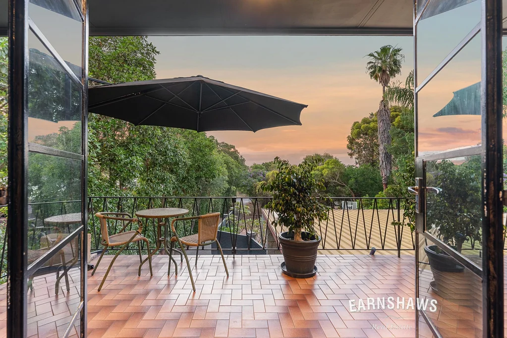 4 Swan View Road, Greenmount, WA 6056