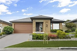 141 Kellerman Drive, St Helens Park