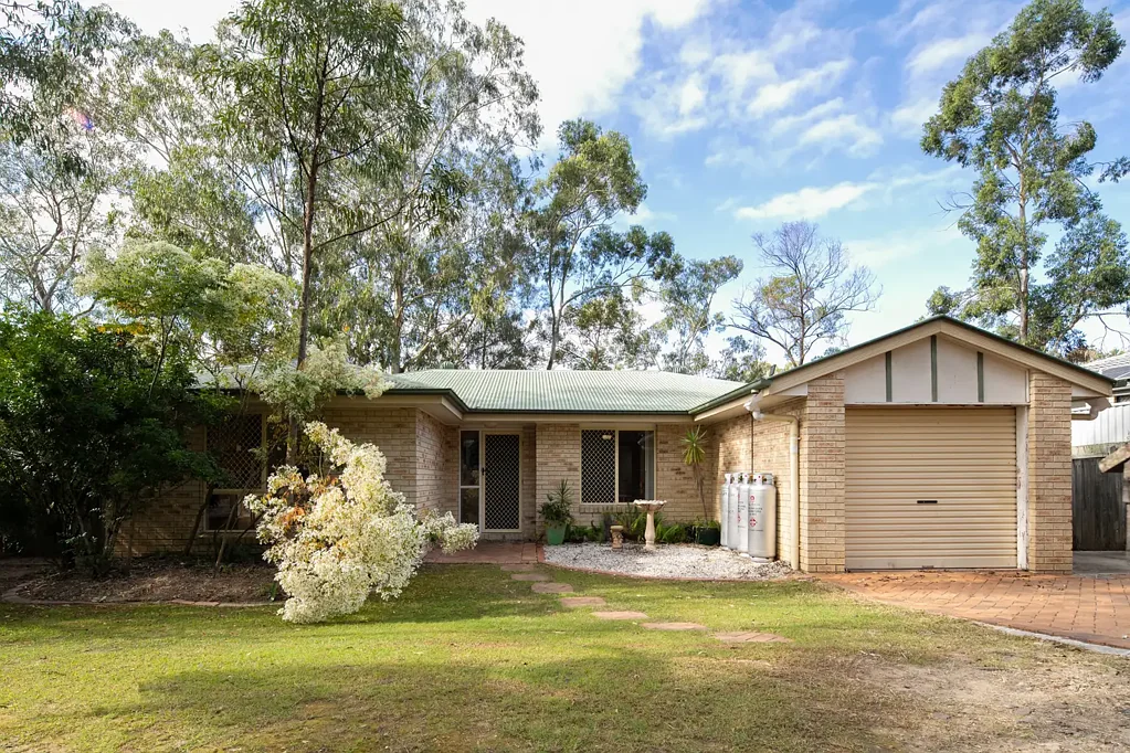 20 Chatfield Street, Edens Landing, QLD 4207