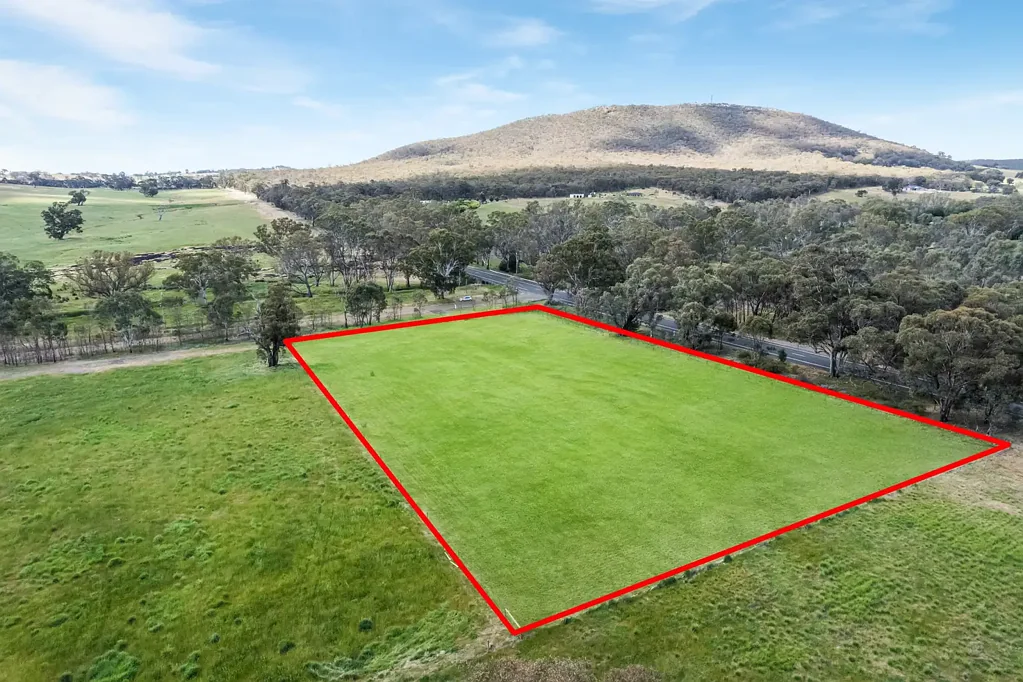 Heathcote AT THE BASE OF MT IDA