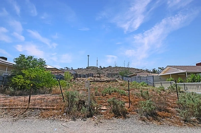 Broken Hill WELL-LOCATED LAND - APPROX. 2070M2