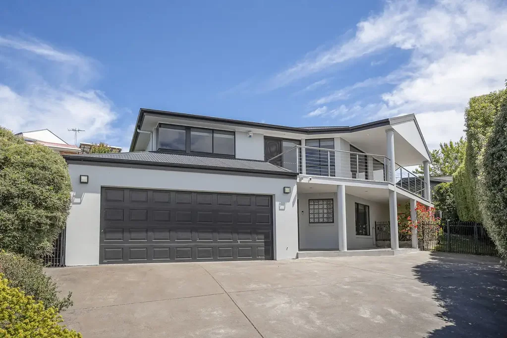 34 Suncoast Drive, Blackmans Bay, TAS 7052