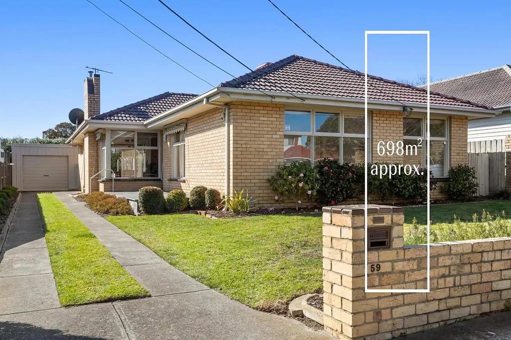 Bentleigh East 4ਬੈੱਡਰੂਮ A mid century time capsule with loads of land