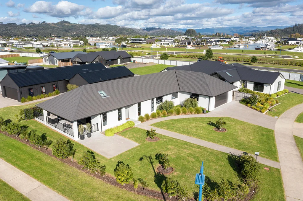 Whitianga 4Habitaciones Exceptional former show home near the Waterways