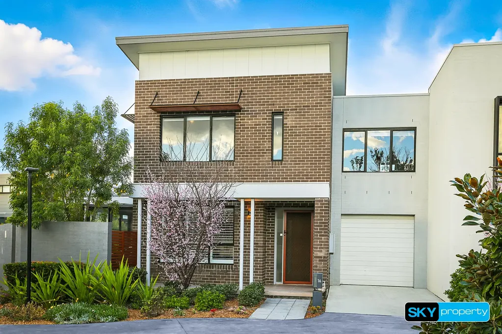 16 Eastlakes Glade, Blacktown, NSW 2148