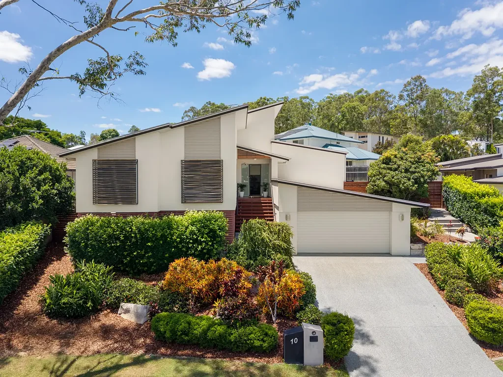10 Waterhousia	Crescent, Brookwater, QLD 4300