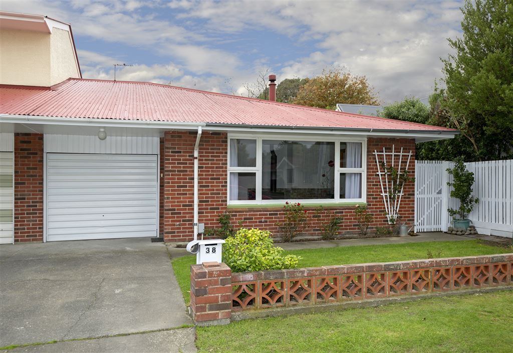 38 Riverview Street, Beckenham, Christchurch, 3 phòng ngủ, 1 phòng tắm