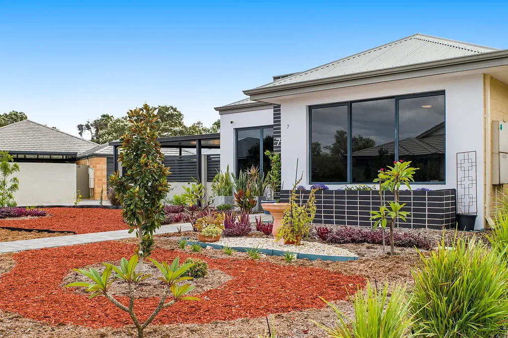 7 Midgegooroo Street, Ellenbrook, WA 6069