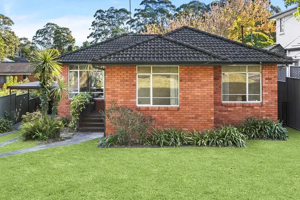 Eastwood 3 Bedroom Charming Home in a Peaceful Setting