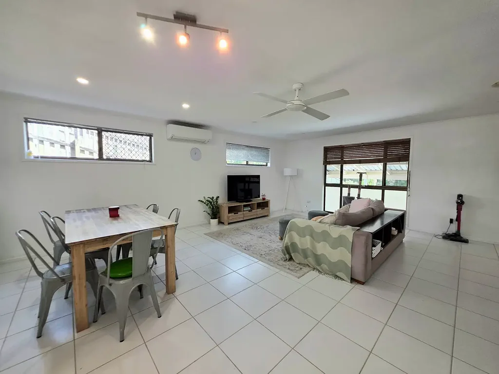 Coes Creek 3ਬੈੱਡਰੂਮ The Perfect Starter or Low Maintenance Investment!