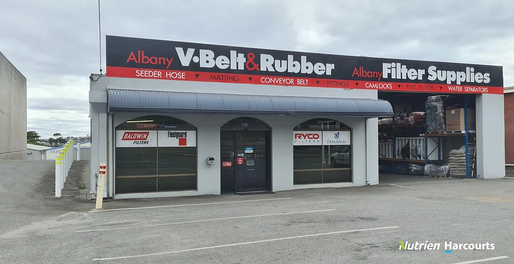 Centennial Park 1房  Thriving Business in a Major Regional Centre