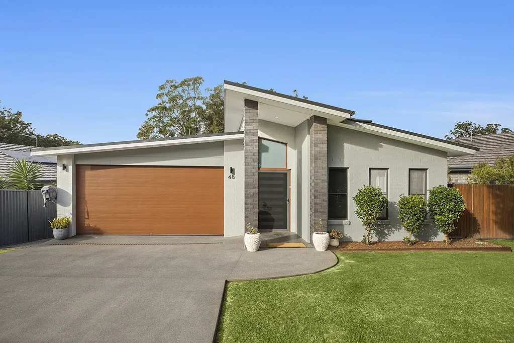 Bonville 4房  Modern Architectural Family Home in the Heart of Bonville