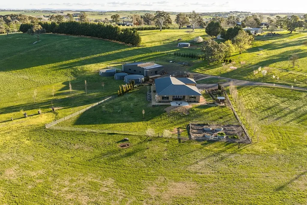 8 Walgrove Road, Yass, NSW 2582