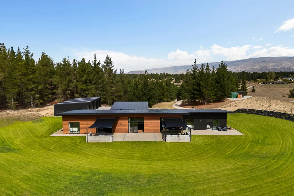 Alexandra 5 Slaapkamer Modern Luxury Meets Lifestyle Freedom!