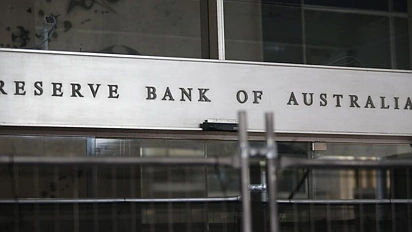 房贷族注意！澳洲四大行激辩2026年利率走向，Westpac大胆预测两次降息！