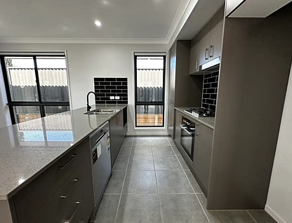 51 Melton Circuit, Gregory Hills, Macarthur Region, 4房, 2浴, House
