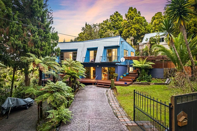 33 Quinns Road, Waiatarua, Waiatarua, Waitakere City