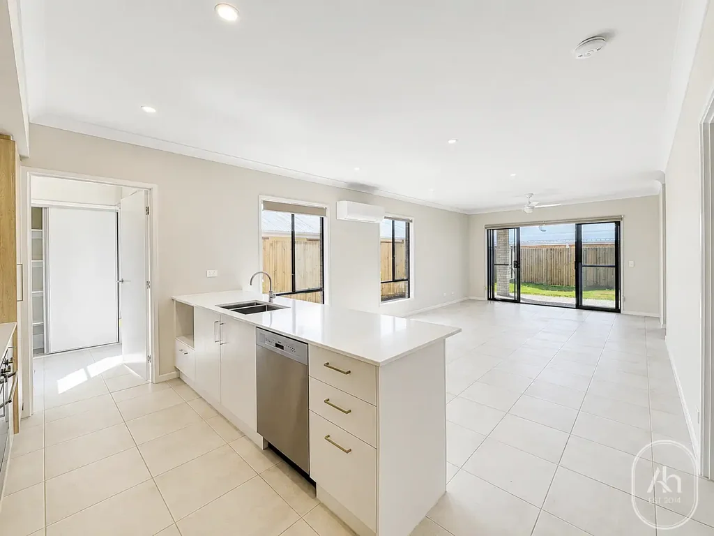 Spacious Four-Bedroom Family Home in Park Ridge