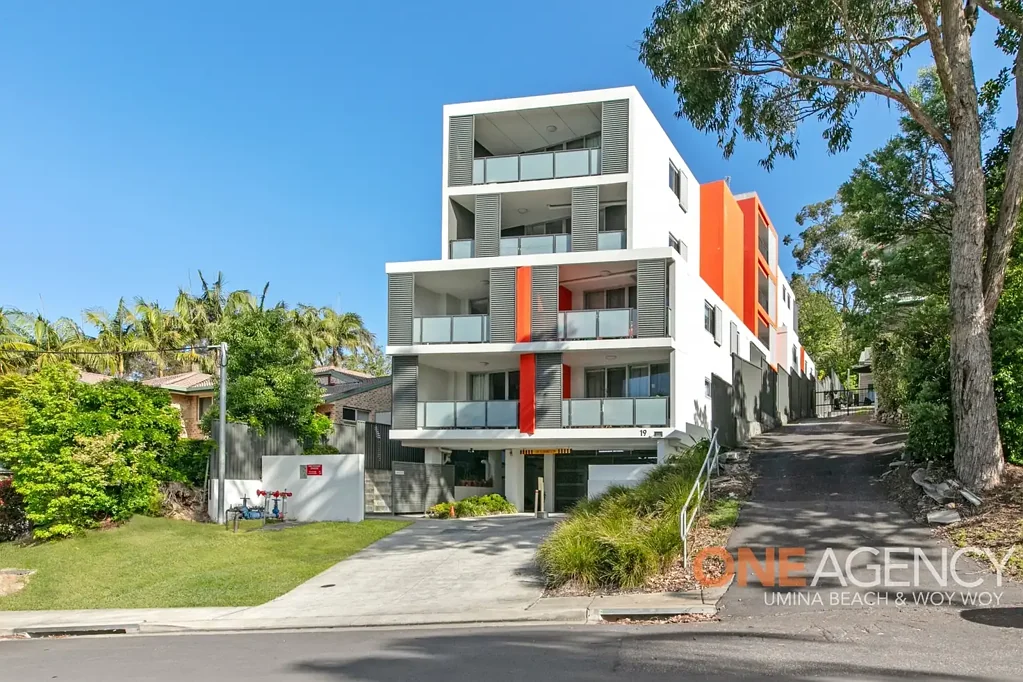 North Gosford 2Zimmer MODERN & SPACIOUS TWO BEDROOM APARTMENT!