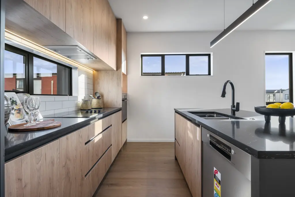 Hobsonville 3ห้องนอน Prime Hobsonville Living - 3 Beds, Study + Garage!