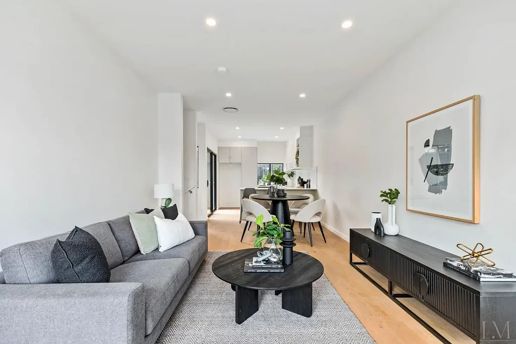 Charlestown 3Phòng ngủ Investment Opportunity!