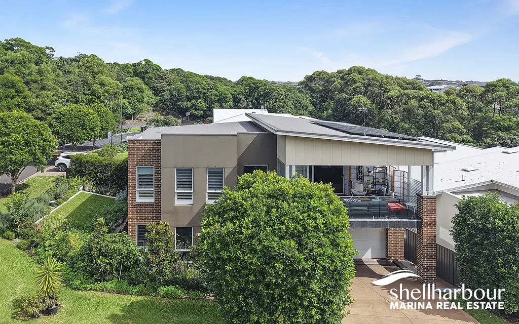 Shell Cove 4 Bedroom Sleek & Stylish Home in Private Lush Green Cul-de-sac
