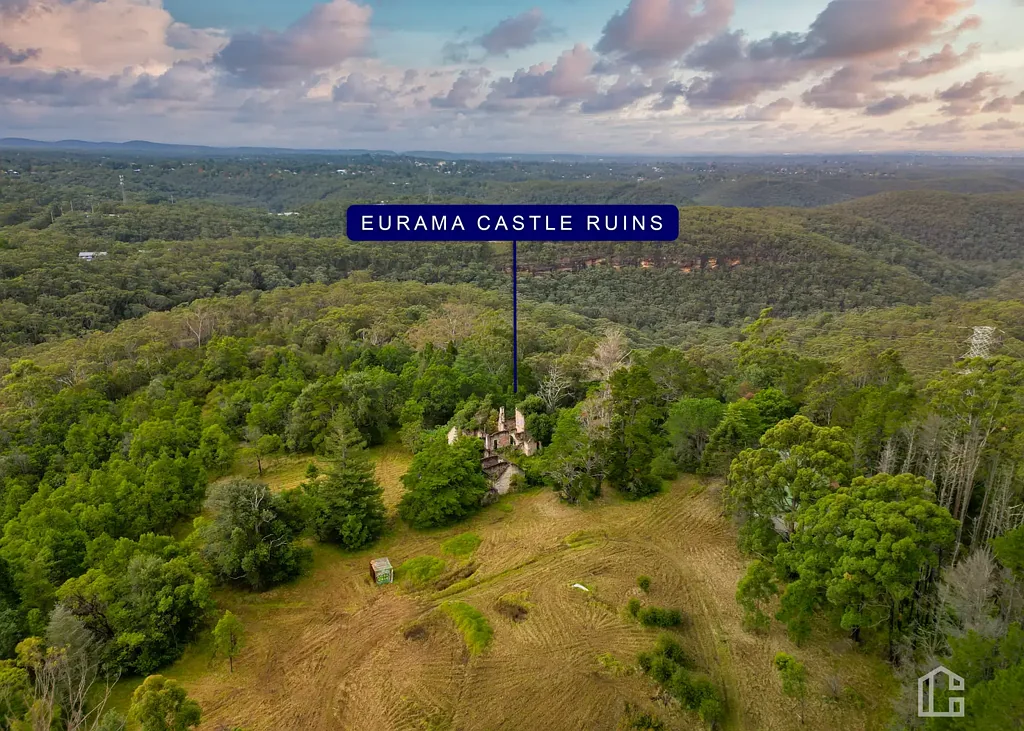 Faulconbridge 蓝山风景胜地 230英亩庄园 Eurama Castle Estate 古老住宅遗迹 游泳池湖泊遗迹 著名历史人物光顾 广阔景观城市美景 开发机会私人住所 绝佳投资机会。 Eurama Castle Estate