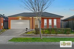 4 San Fratello Street, Clyde North