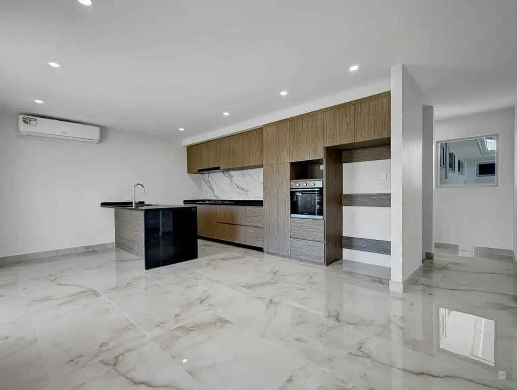 Ultra Modern Living in Coastal Falcon