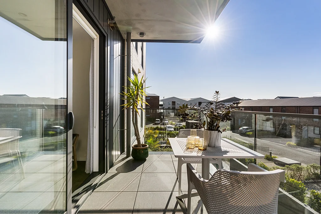 Hobsonville 2कमरा Now priced under CV - Whiteware included! Act now!
