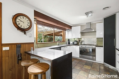 118 Smith Street, Macedon, VIC 3440, 3 slaapkamers, 1 badkamers, House