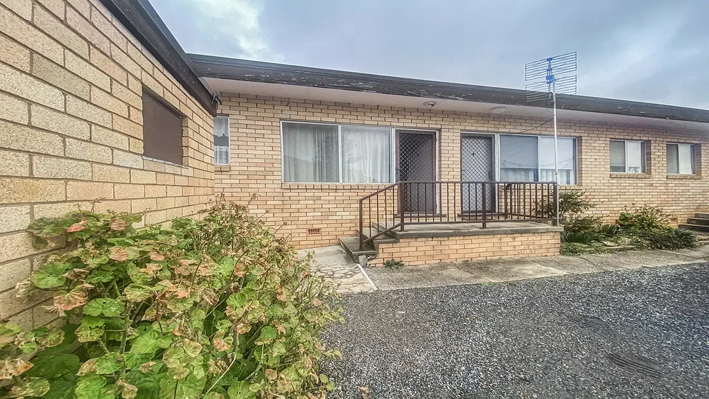 One Bedroom Low Maintenance Unit