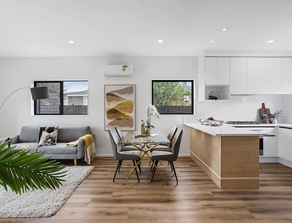 1/21 Pipitea Place, Massey, Waitakere City, 4 Kuwarto, 3 Banyo, House