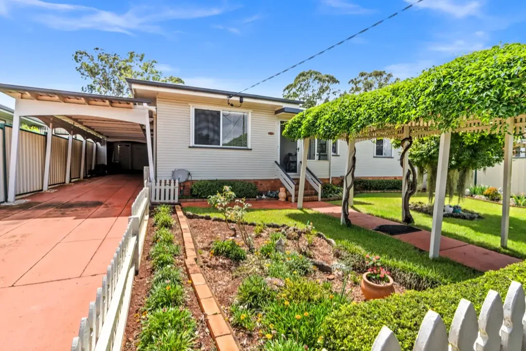 19 Nuss Street, Wilsonton, QLD 4350