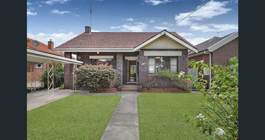 Charming Full Brick Federation Home in a Convenient Location