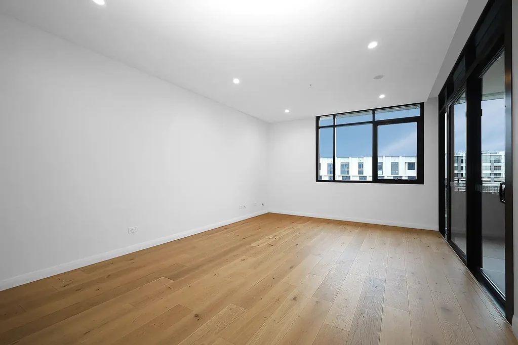 Near New 2 Bedroom Apartment