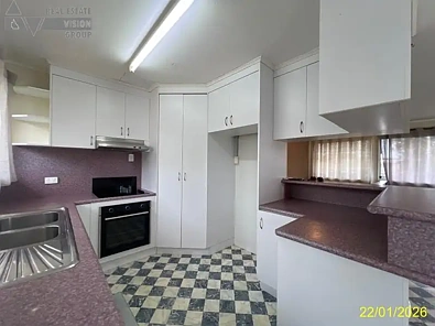 63 Stower Street, Blackwater, QLD 4717, 3 Bedrooms, 1 Bathrooms, House