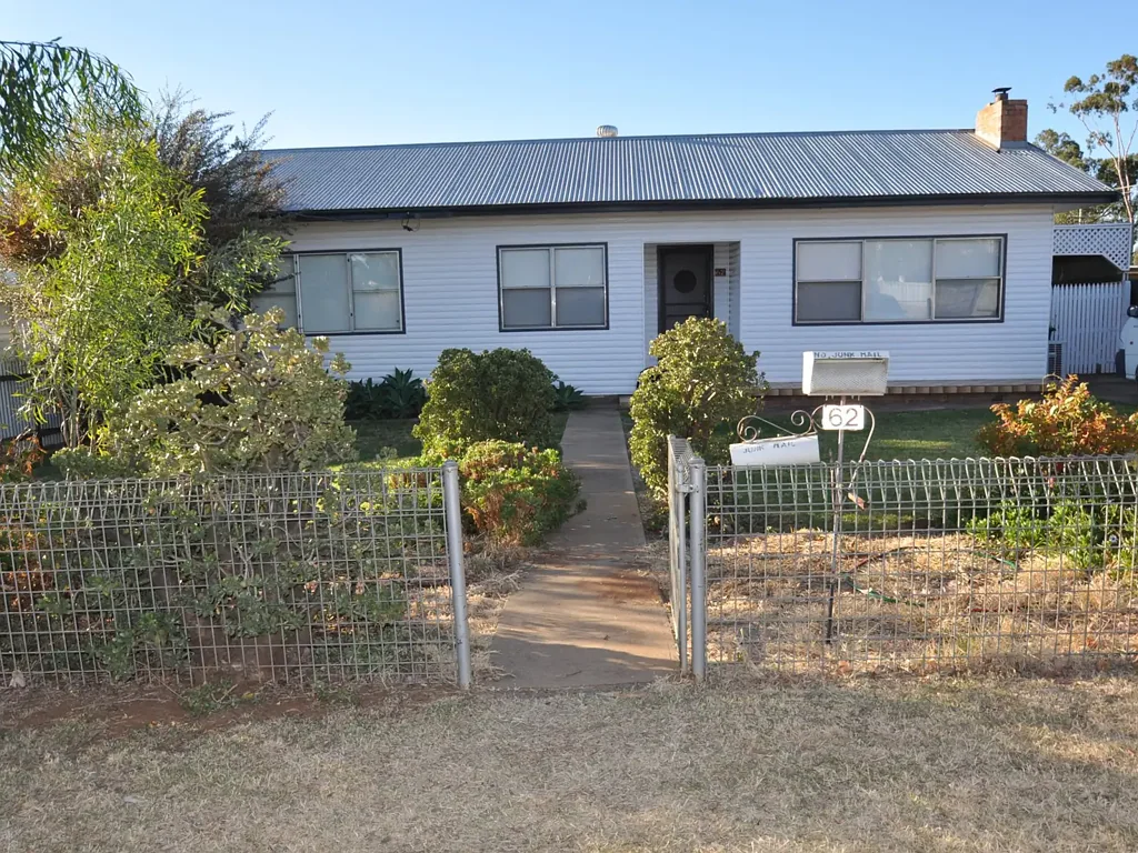 Neat and Tidy 3 Bedroom Home