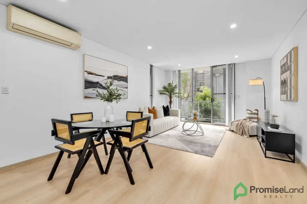 Carlingford 2房 Carlingford学区房 朝北东采光好 主卧带套间 新地板新油漆 东向大阳台 步行即达商圈学校 Modern and Convenience in Carlingford High Catchment