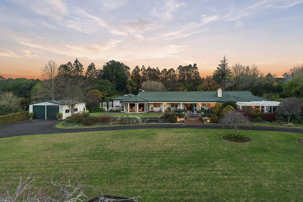 Pukekohe East Timeless country living