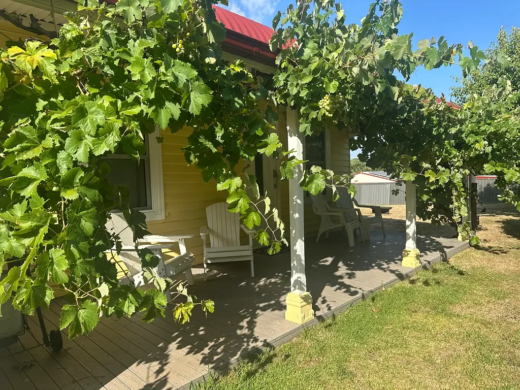 15 Gilbert Street, Tumbarumba, NSW 2653