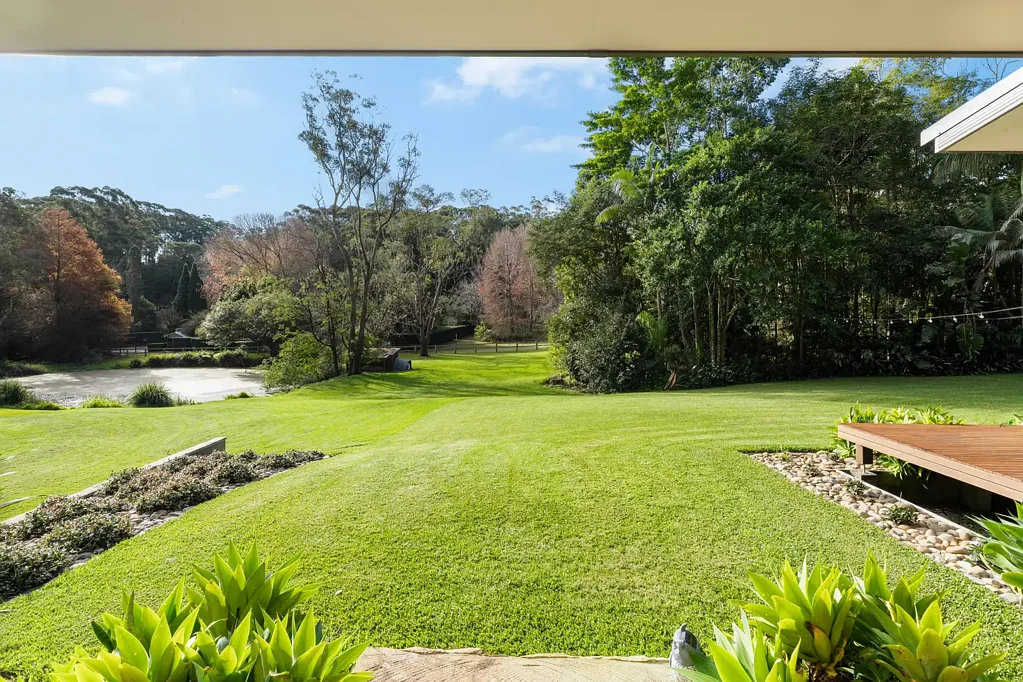 Address Withheld, Erina Heights, NSW 2260
