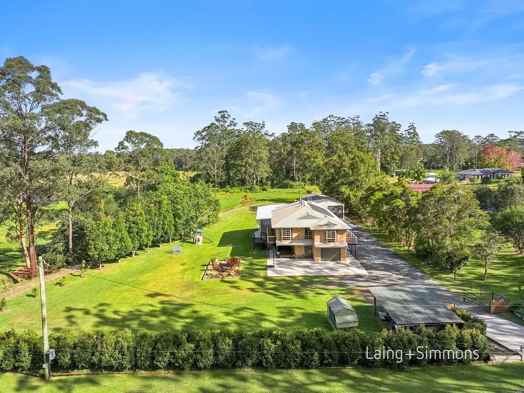 Telegraph Point 4房  Charming Rural Retreat at Telegraph Point - 3 Acres of Lifestyle Living
