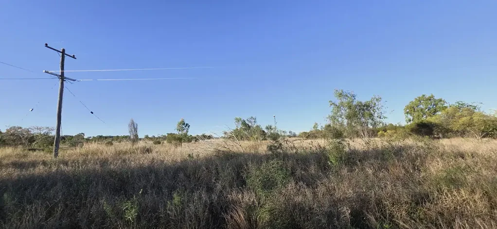 Dululu 3.75 Acres Level Land
