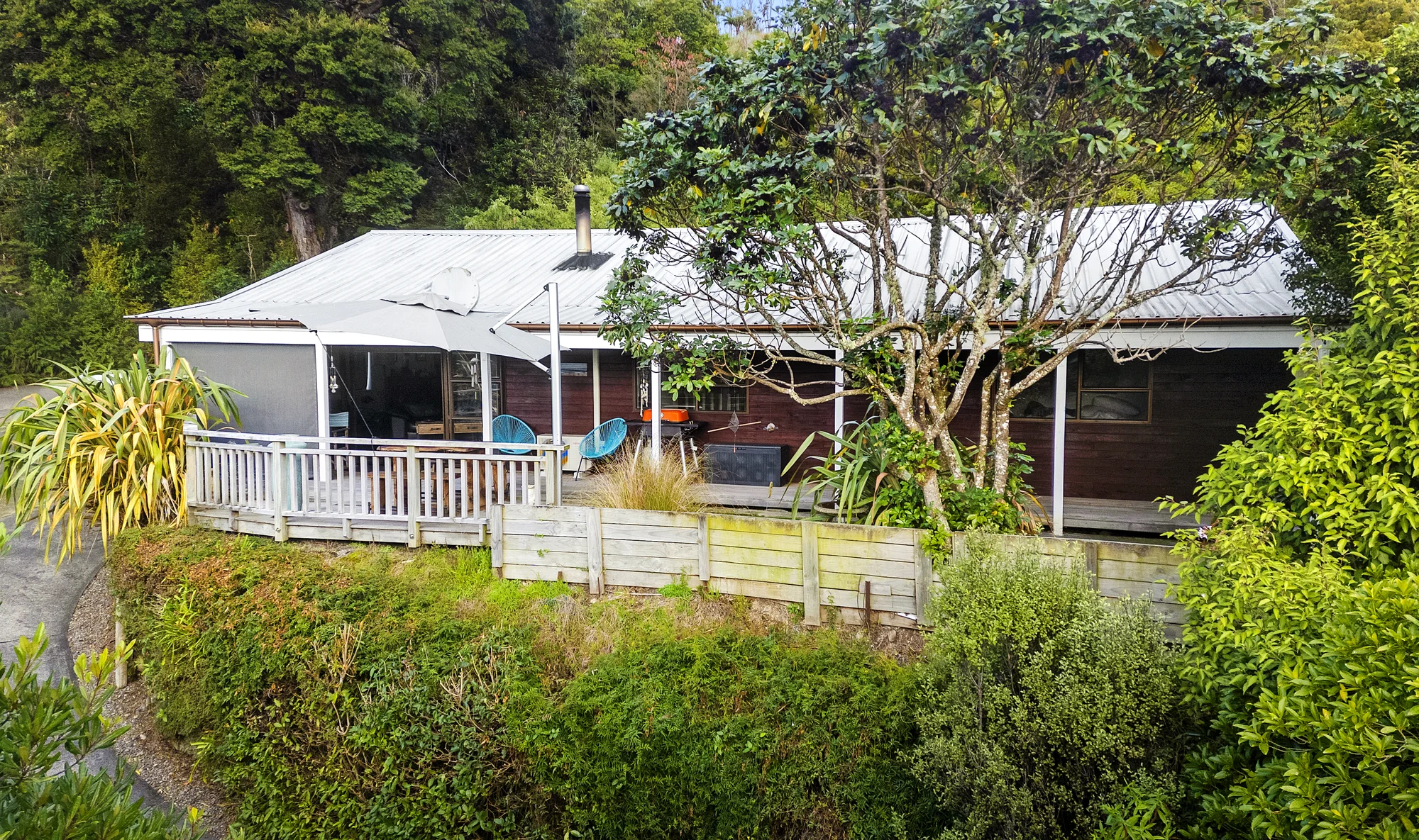 Birchville 3房  Tranquil Bush Retreat with Stunning Views.