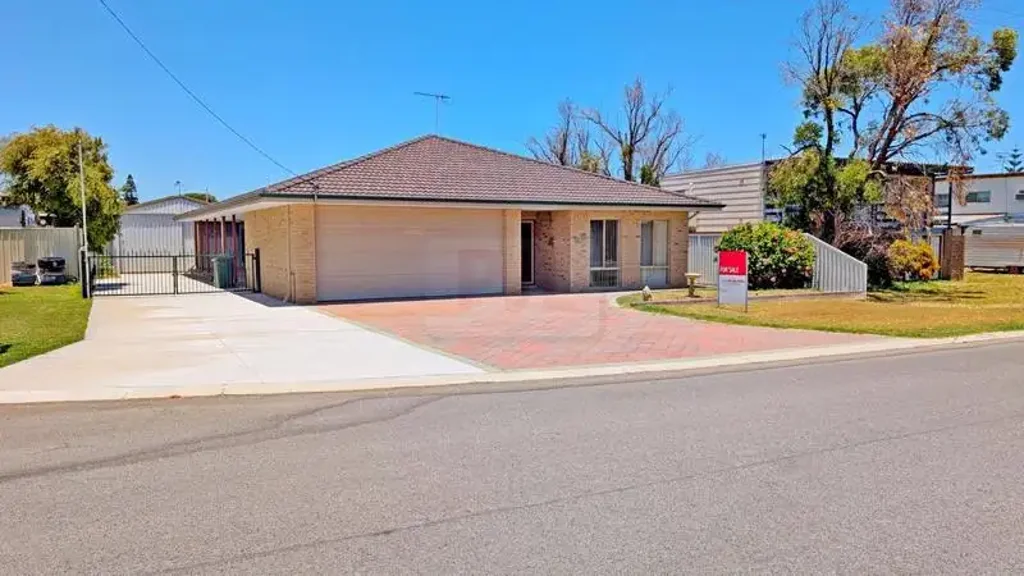 Cervantes 4房  Your Ideal Family Home Awaits in Coastal Cervantes!