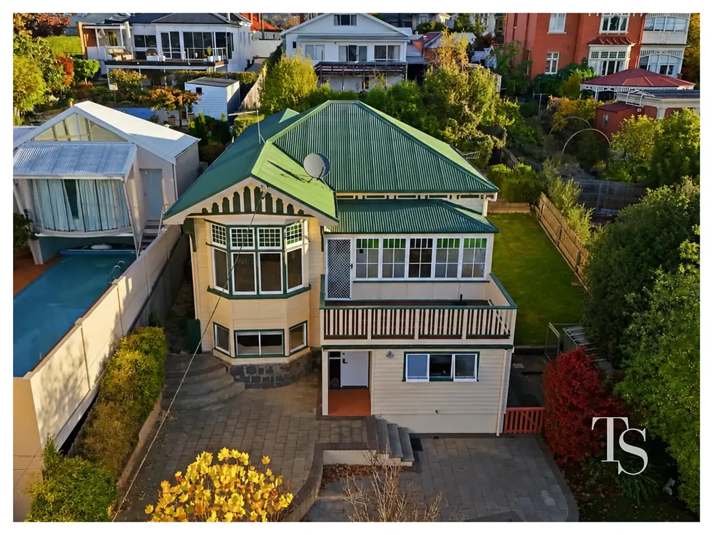 THIS SPACE: Dual Level, Dual Living - Prime Location